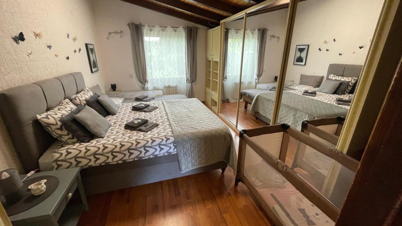 Lux Apartment Barbara Porec Esterno foto
