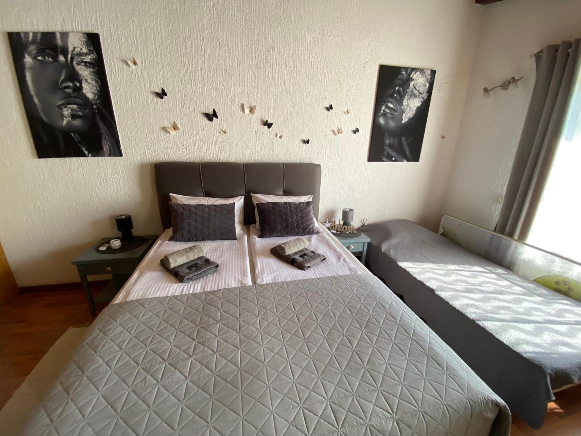 Lux Apartment Barbara Porec Esterno foto
